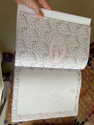 Libro de firmas Comunión , niña letra C