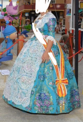 Traje de Fallera