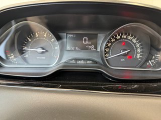 Peugeot 208 2016