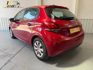 Peugeot 208 2016