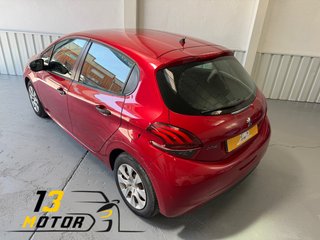 Peugeot 208 2016