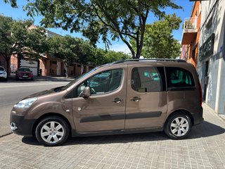 Peugeot Partner NACIONAL-IVA DEDUCIBLE -LIBRO REVI