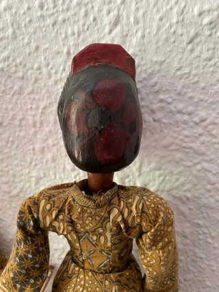 Marionetas indonesias de madera