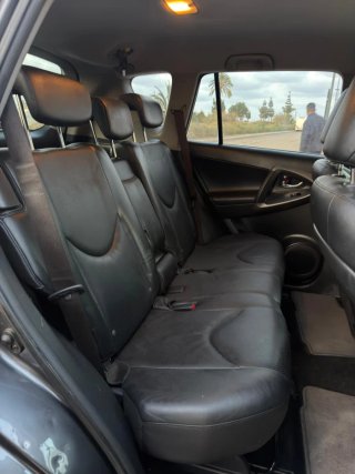 Toyota RAV4 2012