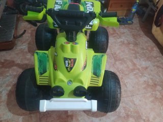 Motos