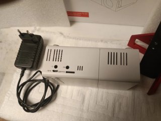 Mini proyector LED blanco