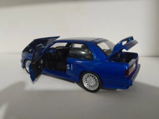BMW E30 M3 escala 1/24