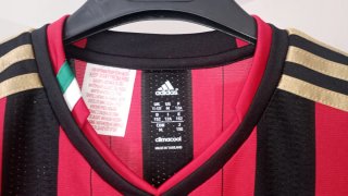 Completo AC Milan Ragazzo 11/12 Anni, come nuovo.