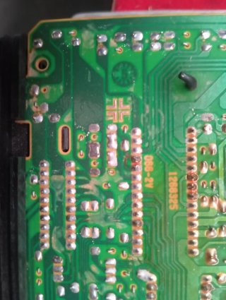 Centralita BMW E30 325i Motronic Bosch