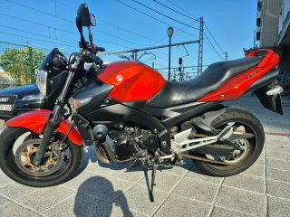 Suzuki GSR 600cc 2008