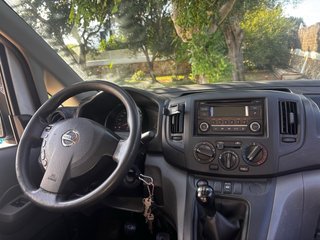 Nissan NV200 2015