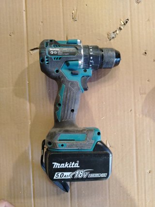 2 Atornilladores Makita imitacion y 2baterias 18V
