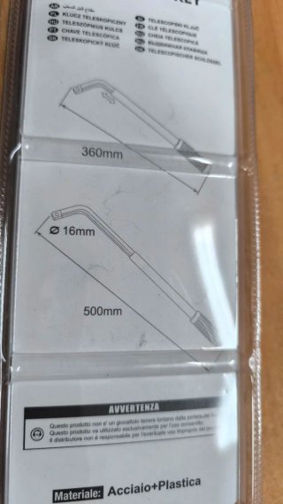 Llave telescópica extensible para ruedas
