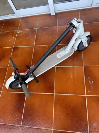 Patinete Eléctrico Xiaomi blanco Año 2020