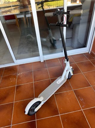Patinete Eléctrico Xiaomi blanco Año 2020