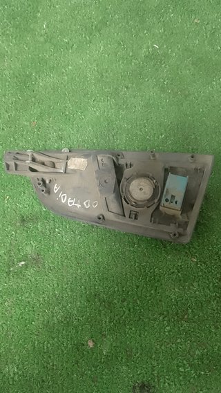 Maneta Interior Izquierda Octavia Berlina 1U2