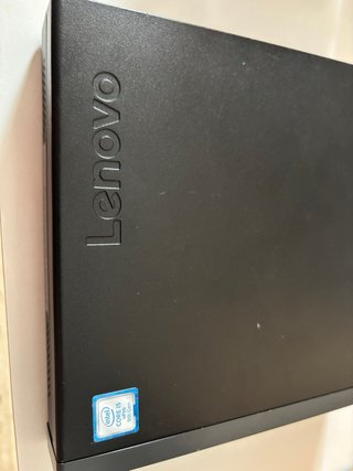 Mini PC Lenovo Negro