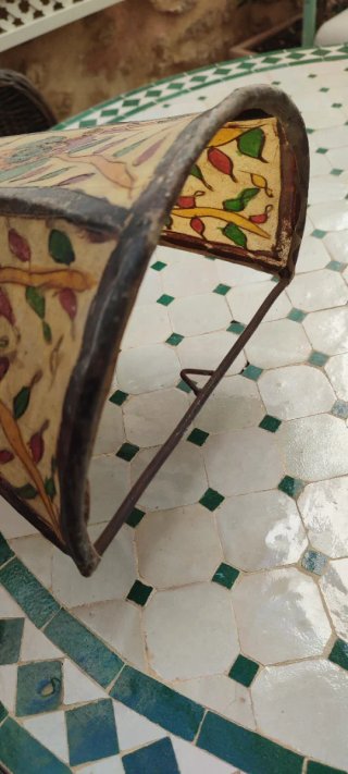 Lámpara Marroquí Artesanal Cuero y Metal.