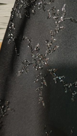 Conjunto Blusa y Falda Negro Brillante