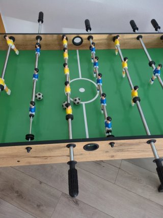 Futbolín madera y metal