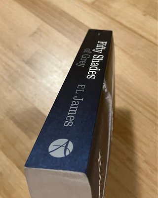 Fifty Shades of Grey. E. L. James.