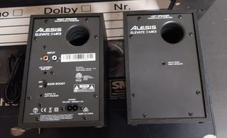 Pareja de monitores Alesis Elevate 3 MKII