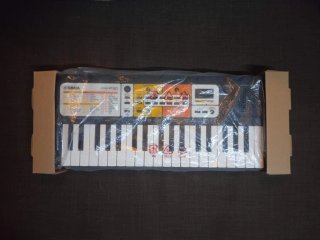 Teclado Yamaha PSS-F30