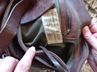 Bolso de piel marrón El Corte Inglés