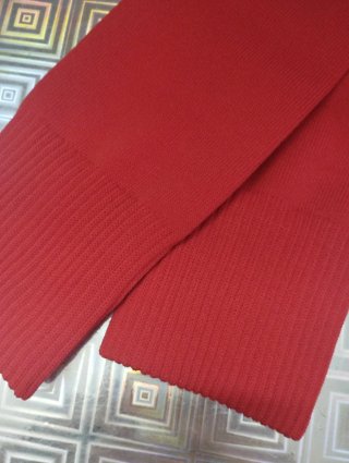 Calentadores deportivos rojos