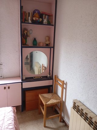 HABITACIÓN PARA MUJER