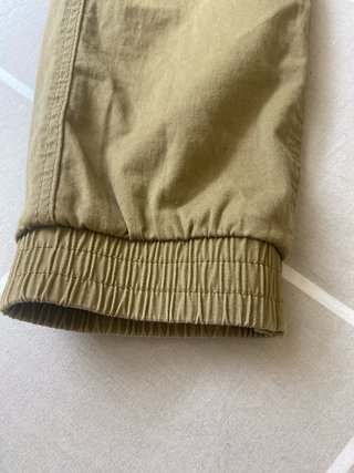Pantalones cargo beige y azul marino 11 años