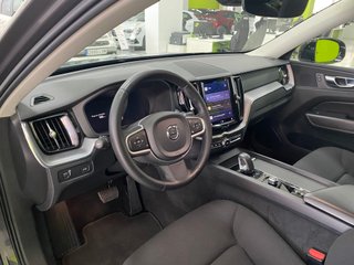 Volvo XC60 B4 Momentum Pro 4x2 2.0D 197CV MHEV!!!!