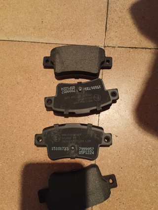 Pastillas Freno Delanteras y Traseras Opel