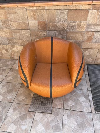 Poltrona girevole design pallone basket