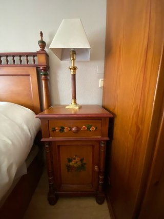 Testata e 2 comodini in legno massello