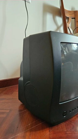 Televisor CRT Basic Line BL-1415TX