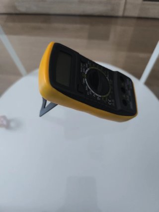 Multímetro Digital XL830L