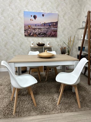 Mesa y 4 Sillas Comedor