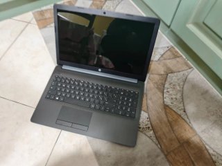 PC hp pav 15 ram 8gb ssd 256gb 15.6"