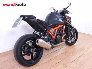 KTM 1390 SUPER DUKE R EVO