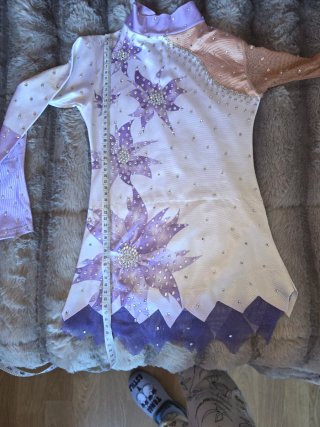 Malla patinaje artístico flores moradas