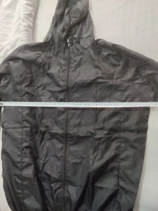 Chaqueta cortavientos impermeable con capucha XL