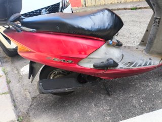 Honda Lead 100cc Scooter - 29000 km