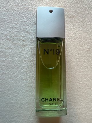 Chanel N°19 Eau de Toilette 100ml