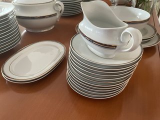 Vajilla Irabia Porcelana Filo Oro 80 Piezas