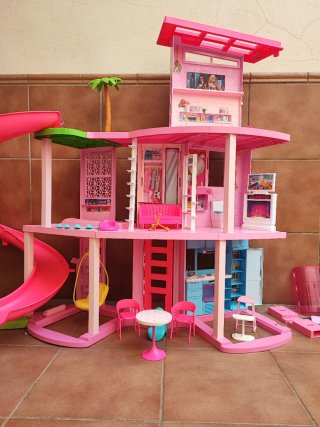 Casa de Muñecas Barbie Dreamhouse 2023