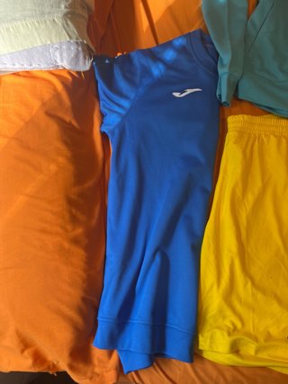 Confezione di abbigliamento sportivo