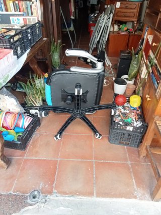 Silla de oficina con ruedas