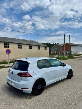 Golf R 310