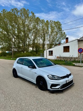 Golf R 310
